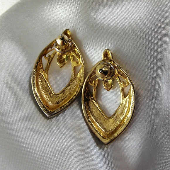 Vintage Gold and Black Door Knocker Earrings - Picture 3 of 5